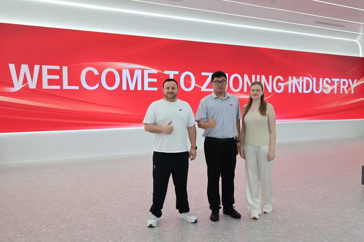 European client welcomed at Zuoning Industry reception